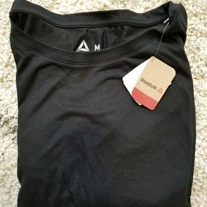 Reebok top